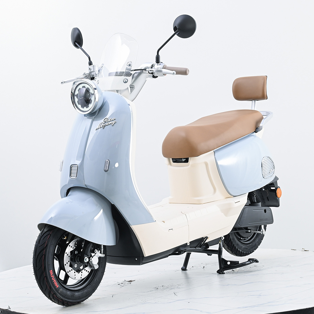 Q6 Bluetooth Electric Scooter 10 Inch, 48V/60V/72V 20AH Lead Acid/Lithium Battery E-Moped, 50-60km/h High Speed Motorcycle with Dual Disc Brake & 70-80km Long Range