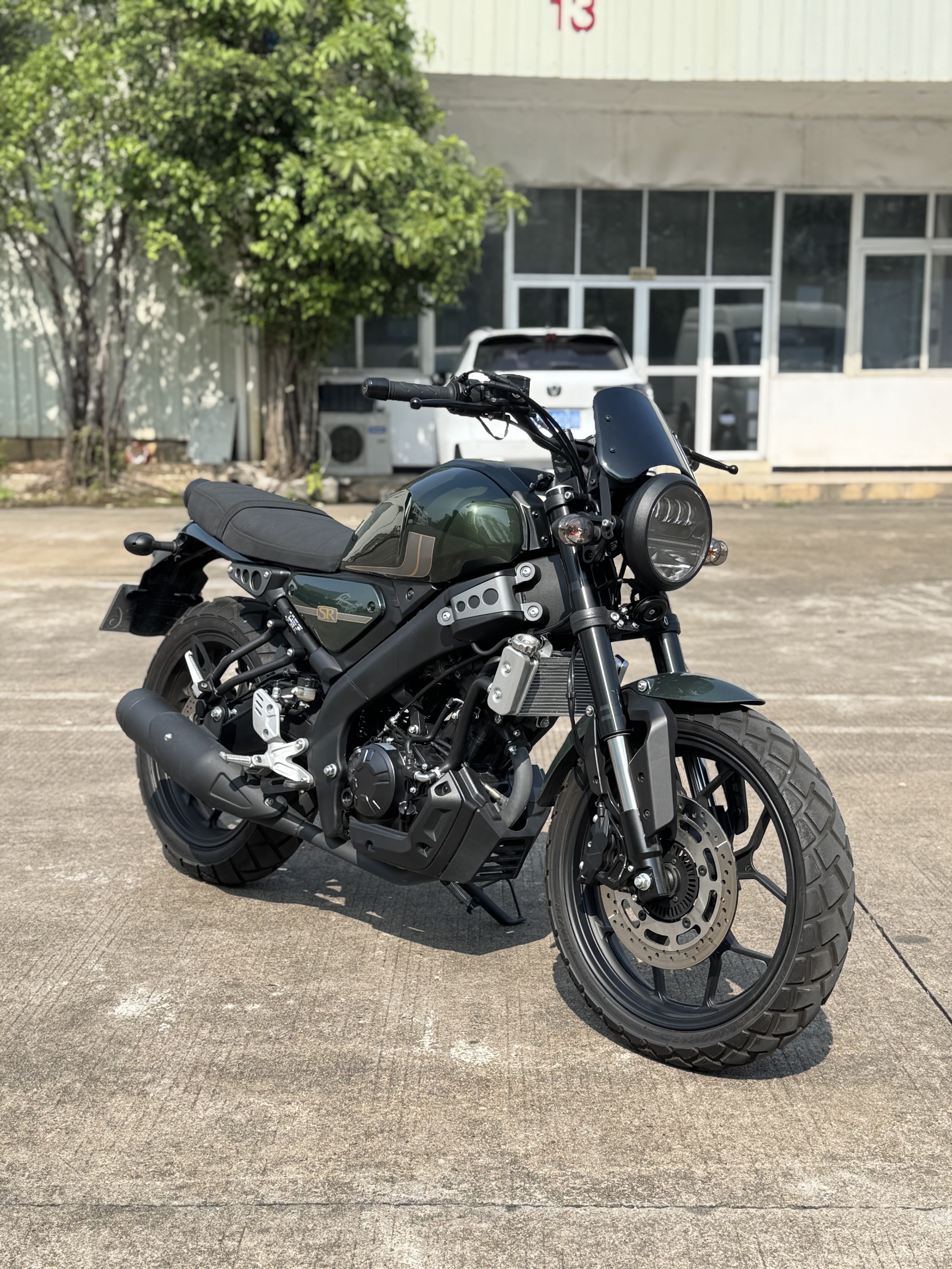 XFR-150cc Retro Street Motorcycle | Classic-Inspired 4-Stroke Bike