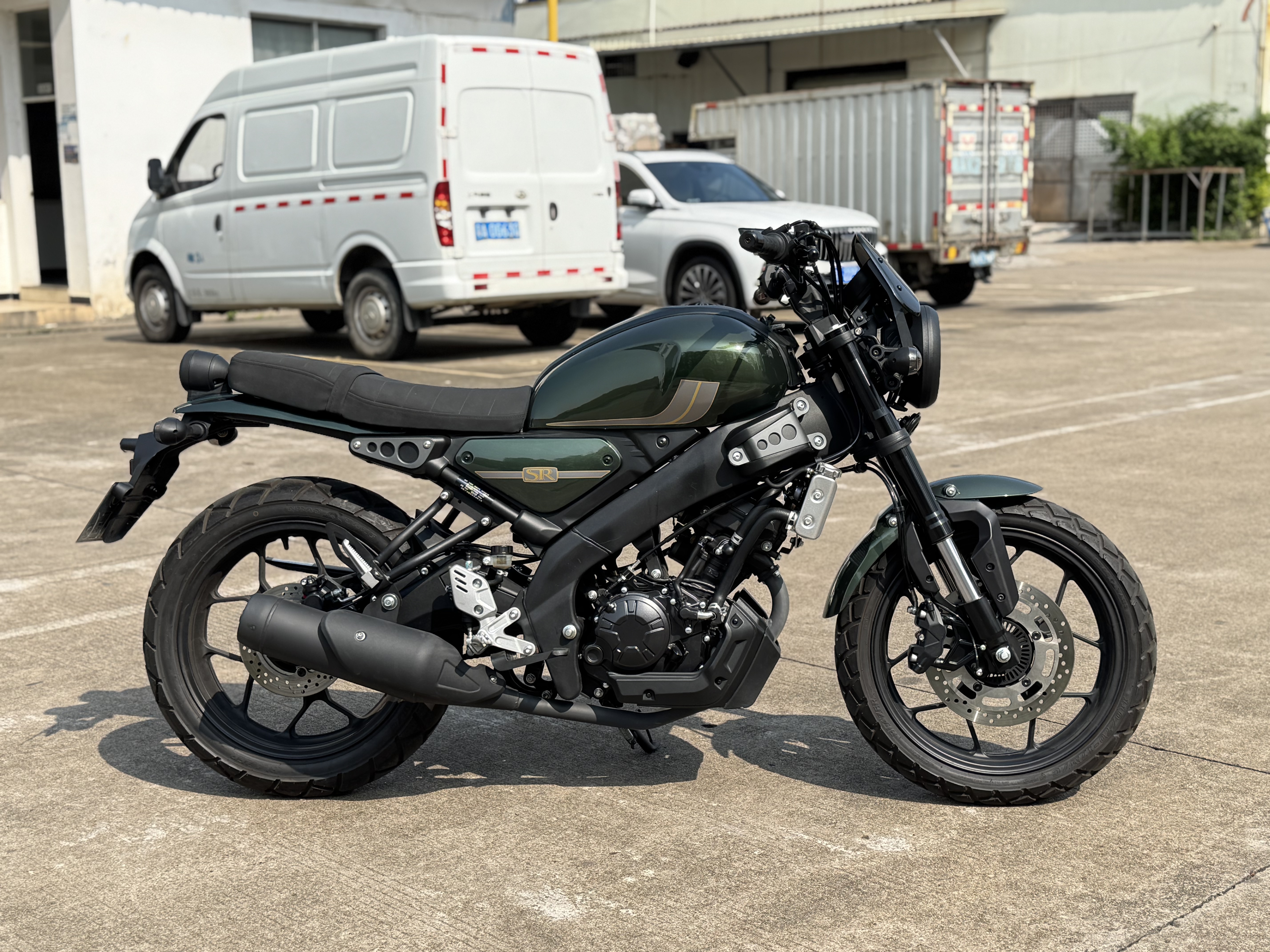 XFR-150cc Retro Street Motorcycle | Classic-Inspired 4-Stroke Bike